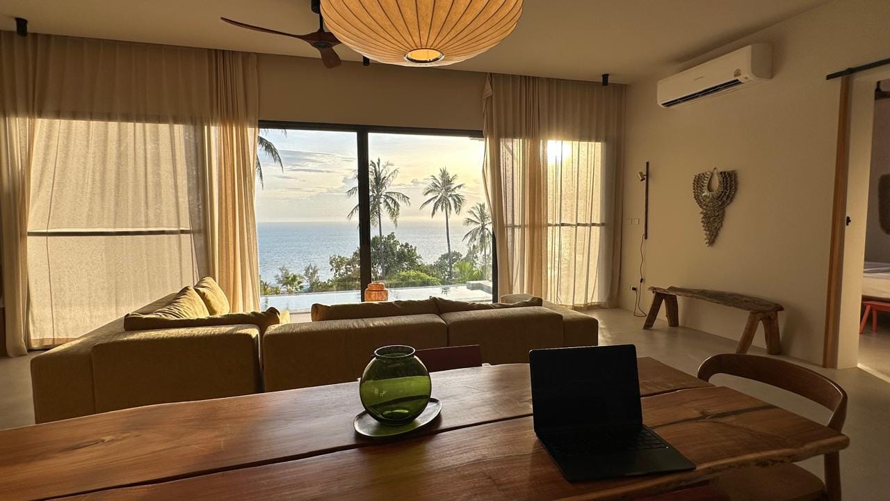 Living Room 4