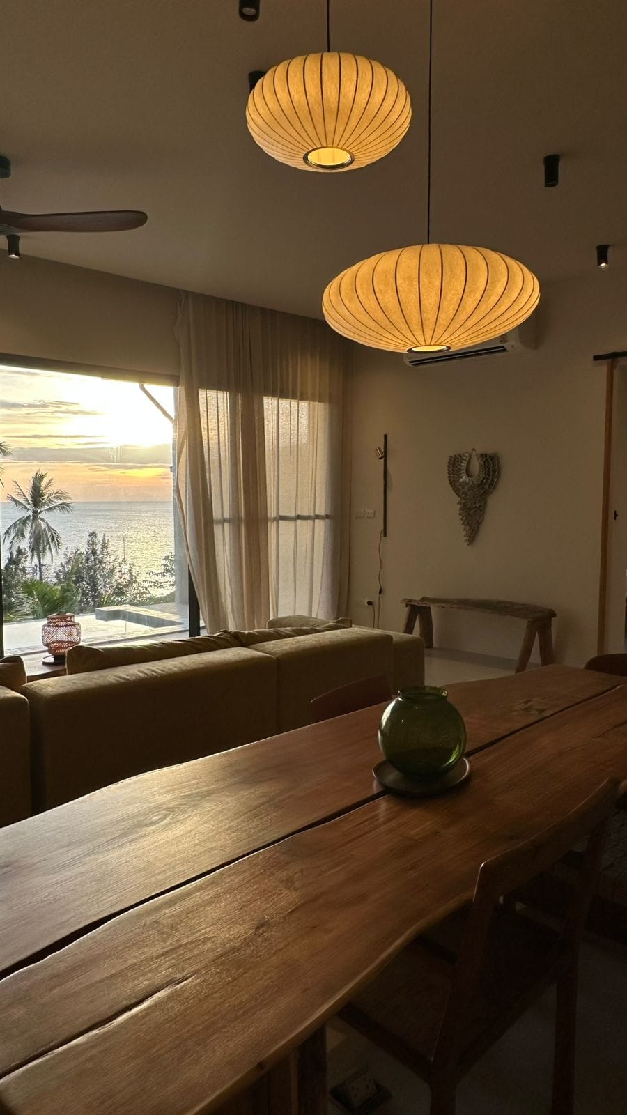 Living Room 12