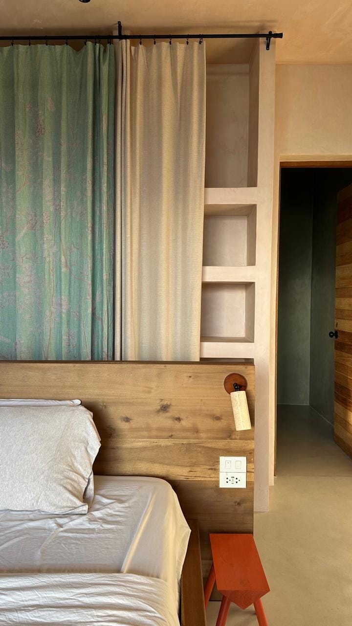 Master Bedroom 9